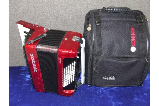 Hohner Akkordeon Bravo 48 Silent Key rot