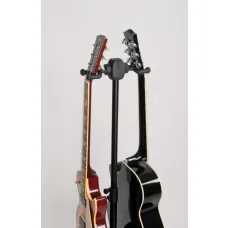 K&M 17620 Gitarrenständer Double