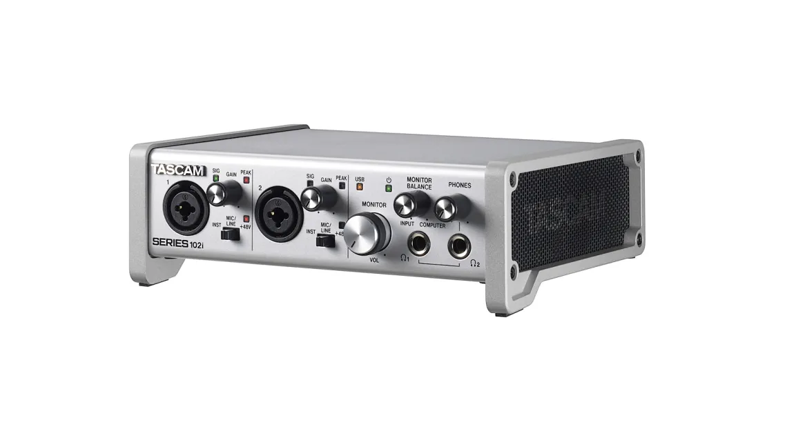 Tascam Series 102i