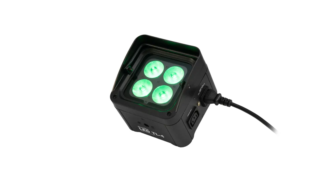 Eurolite LED TL-4 QCL RGB+UV Trusslight