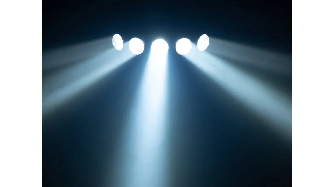 Eurolite LED SCY-500 CW Strahleneffekt
