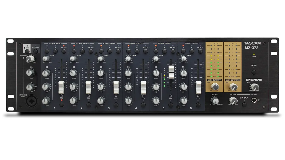 Tascam MZ-372 Mixer