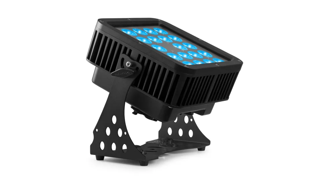 beamZ pro Starcolor200 Flutlicht 24 x 10W RGBW